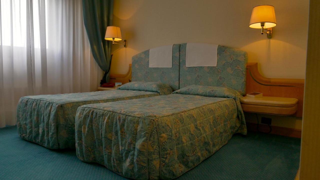 501 Hotel Vibo Valentia Eksteriør billede